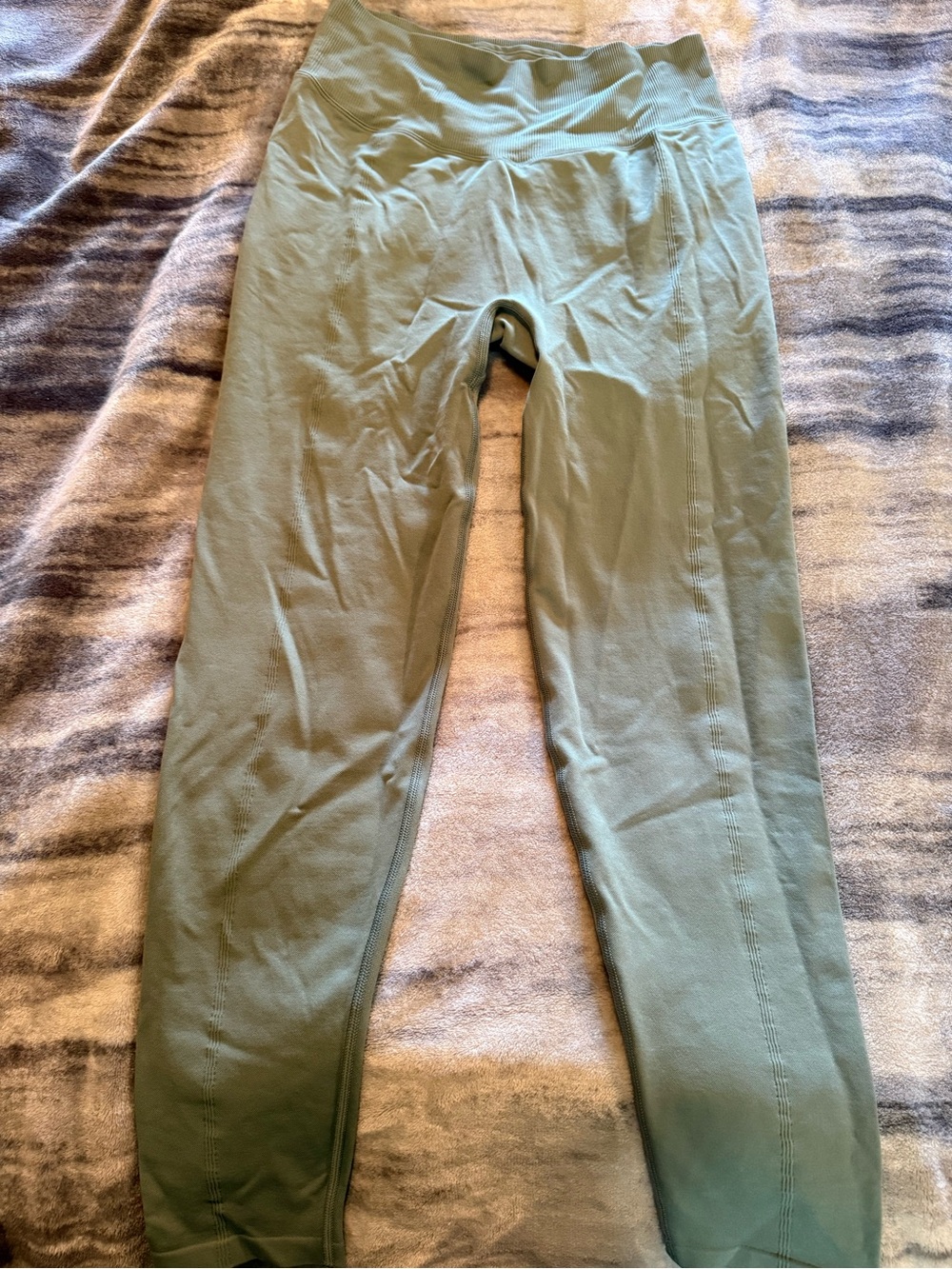 PINK Victoria's Secret Sage Green High-Waist Leggings